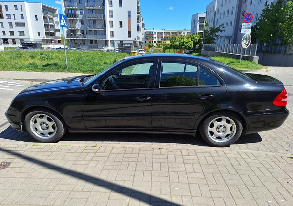 Mercedes-Benz Klasa E cena 17000 przebieg: 367000, rok produkcji 2006 z Lublin małe 46